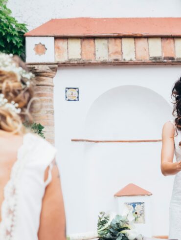 Master of ceremony: Bride speech on microphone in a wedding celebration
