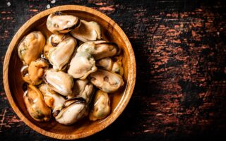 Pickled mussels in a bowl.