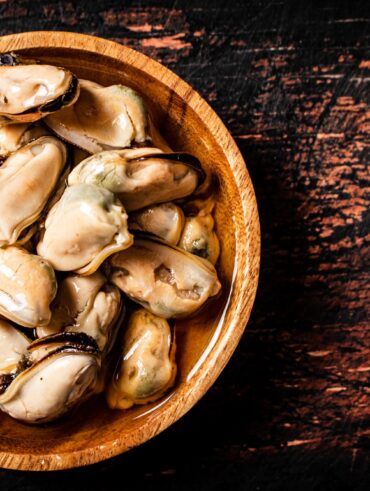 Pickled mussels in a bowl.